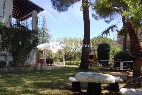 4 bedrooms house for sale in Lloret de Mar, Girona, Catalonia, Spain № 6733 - photo 7