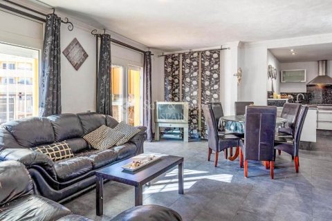 3 bedrooms apartment for sale in Lloret de Mar, Girona, Catalonia, Spain № 6737 - photo 3