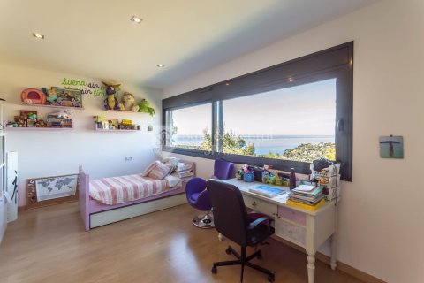 4 bedrooms house for sale in Lloret de Mar, Girona, Catalonia, Spain № 6738 - photo 22