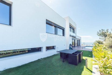 4 bedrooms house for sale in Lloret de Mar, Girona, Catalonia, Spain № 6738 - photo 13