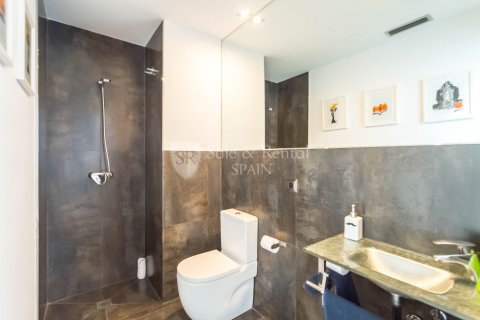 4 bedrooms house for sale in Lloret de Mar, Girona, Catalonia, Spain № 6738 - photo 24