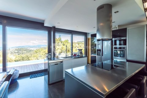4 bedrooms house for sale in Lloret de Mar, Girona, Catalonia, Spain № 6738 - photo 7