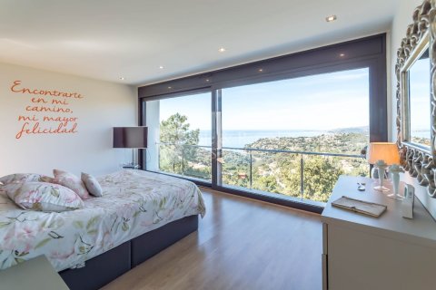 4 bedrooms house for sale in Lloret de Mar, Girona, Catalonia, Spain № 6738 - photo 28