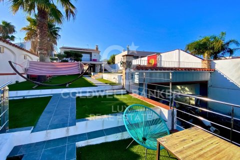 4 bedrooms villa for sale in Empuriabrava, Girona, Catalonia, Spain № 5985 - photo 13