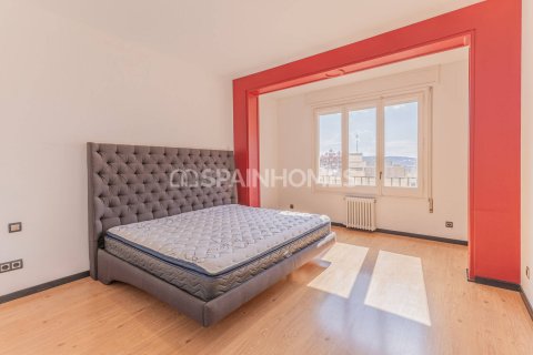 5 bedrooms apartment for sale in Barcelona, Catalonia, Spain № 7651 - photo 18