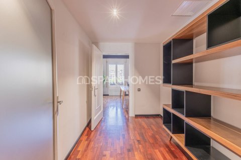 5 bedrooms apartment for sale in Barcelona, Catalonia, Spain № 7651 - photo 22