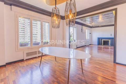 5 bedrooms apartment for sale in Barcelona, Catalonia, Spain № 7651 - photo 6