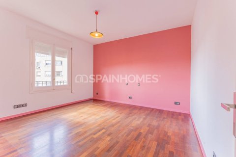 5 bedrooms apartment for sale in Barcelona, Catalonia, Spain № 7651 - photo 26