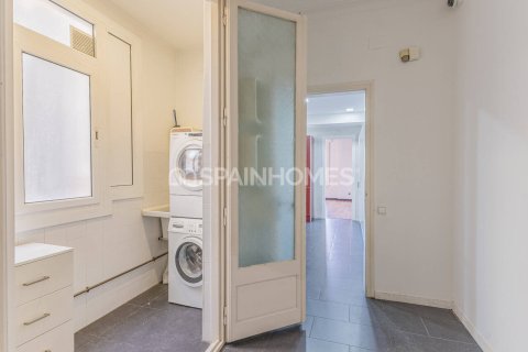 5 bedrooms apartment for sale in Barcelona, Catalonia, Spain № 7651 - photo 14