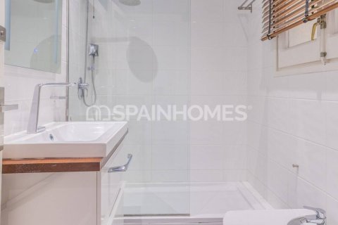 5 bedrooms apartment for sale in Barcelona, Catalonia, Spain № 7651 - photo 20