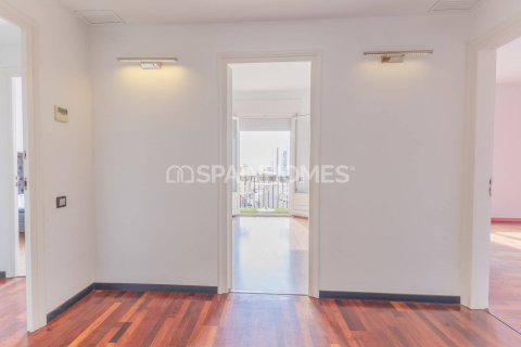 5 bedrooms apartment for sale in Barcelona, Catalonia, Spain № 7651 - photo 23