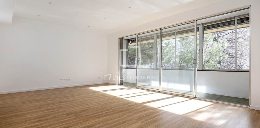 4 chambres apartment à louer à Barcelona, Catalonia, Spain № 3741