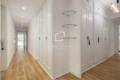 4 chambres apartment à louer à Barcelona, Catalonia, Spain № 3741 - photo 22