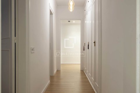 4 chambres apartment à louer à Barcelona, Catalonia, Spain № 3741 - photo 28