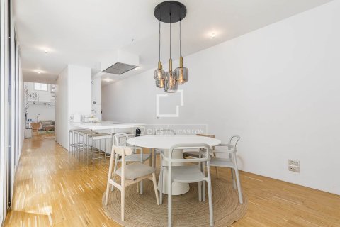 4 chambres apartment à louer à Barcelona, Catalonia, Spain № 3745 - photo 9