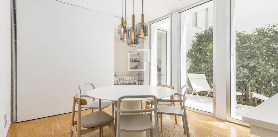 4 chambres apartment à louer à Barcelona, Catalonia, Spain № 3745