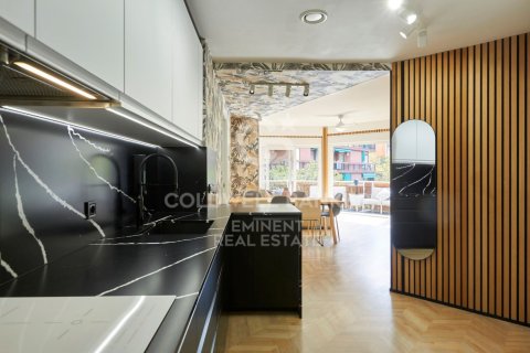 4 bedrooms apartment for sale in Barcelona, Catalonia, Spain № 5498 - photo 9