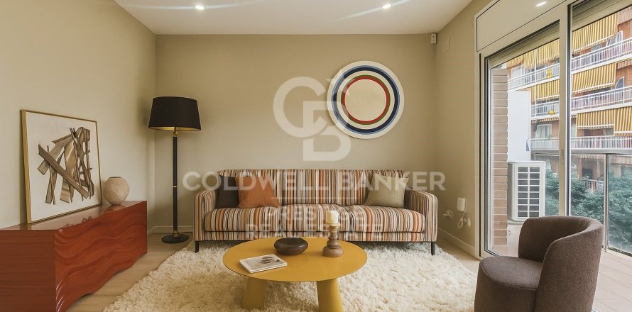 3 bedrooms apartment for sale in Barcelona, Catalonia, Spain № 5497