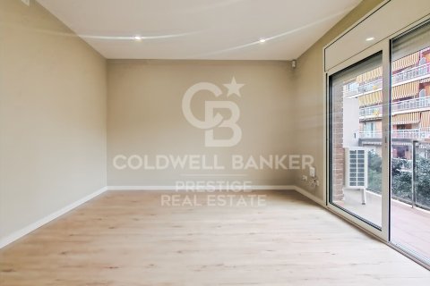 3 bedrooms apartment for sale in Barcelona, Catalonia, Spain № 5497 - photo 2