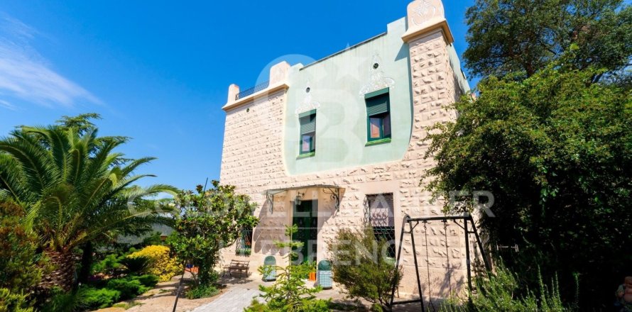 5 chambres triplex à vendre à Barcelona, Catalonia, Spain № 5871