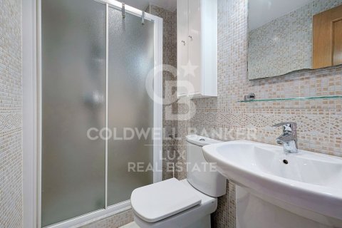 438 sq.m. commercial property for sale in Empuriabrava, Girona, Catalonia, Spain № 5870 - photo 12