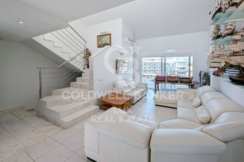 438 sq.m. commercial property for sale in Empuriabrava, Girona, Catalonia, Spain № 5870 - photo 4