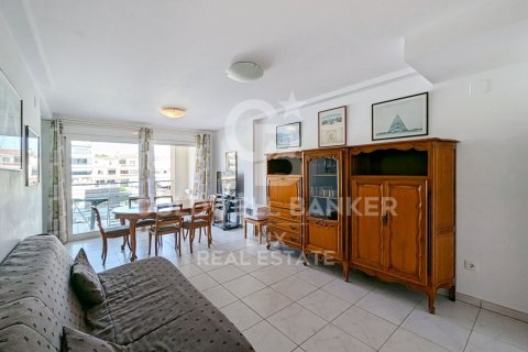 438 sq.m. commercial property for sale in Empuriabrava, Girona, Catalonia, Spain № 5870 - photo 26