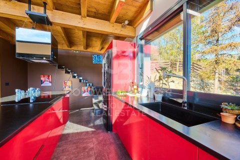 Купить триплекс в Каталония, Испания с 4 спальни, 320м², № 5868 - фото 16