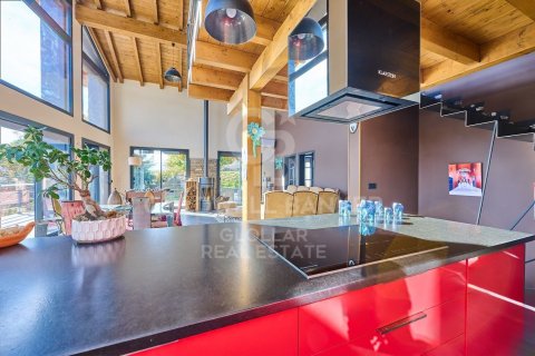 Купить триплекс в Каталония, Испания с 4 спальни, 320м², № 5868 - фото 15