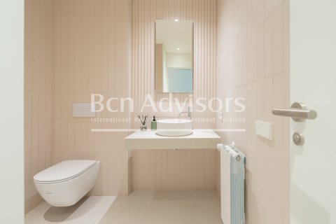 2 chambres apartment à vendre à Barcelona, Catalonia, Spain № 2864 - photo 4