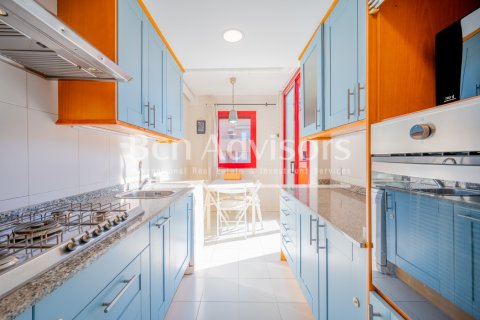 Купить квартиру в Барселона, Испания с 4 спальни, № 2866 - фото 15