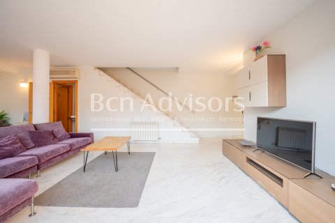 Купить квартиру в Барселона, Испания с 4 спальни, № 2866 - фото 20