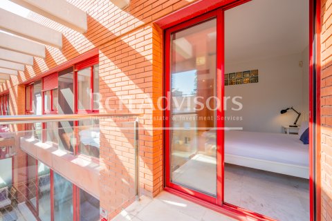 Купить квартиру в Барселона, Испания с 4 спальни, № 2866 - фото 27