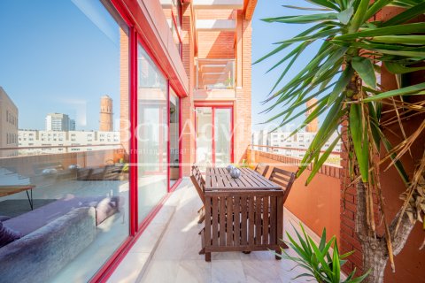 Купить квартиру в Барселона, Испания с 4 спальни, № 2866 - фото 10