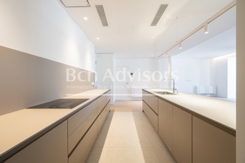 Купить квартиру в Барселона, Испания с 2 спальни, № 2865 - фото 8