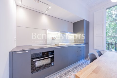 Купить квартиру в Барселона, Испания с 3 спальни, 112м², № 2870 - фото 9