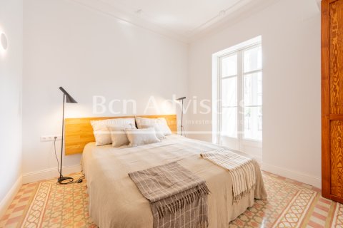 Купить квартиру в Барселона, Испания с 3 спальни, 112м², № 2870 - фото 23