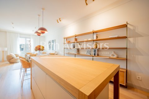 Купить квартиру в Барселона, Испания с 4 спальни, 171м², № 2867 - фото 5