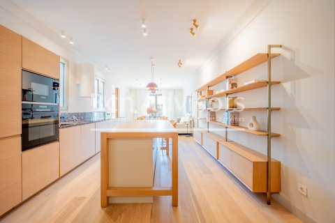 Купить квартиру в Барселона, Испания с 4 спальни, 171м², № 2867 - фото 4