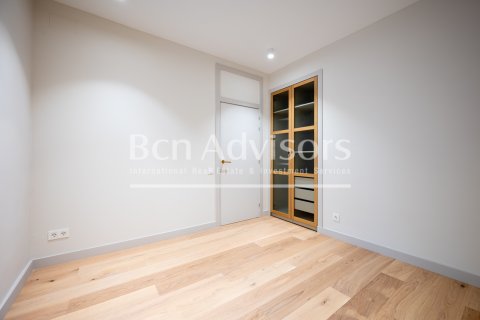 Купить квартиру в Барселона, Испания с 4 спальни, 171м², № 2867 - фото 28