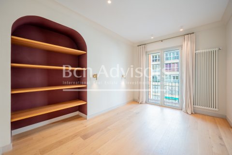 Купить квартиру в Барселона, Испания с 4 спальни, 171м², № 2867 - фото 17