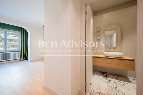 Купить квартиру в Барселона, Испания с 4 спальни, 171м², № 2867 - фото 19