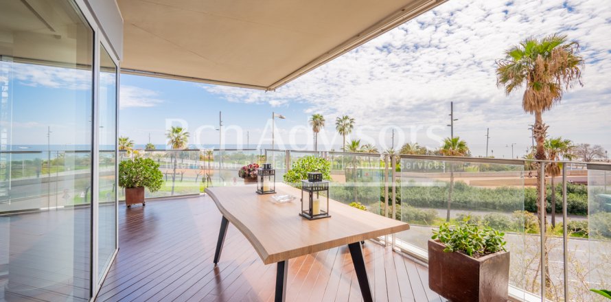 Квартира с 2 спальнями в Барселоне, Каталония, Испания № 2869