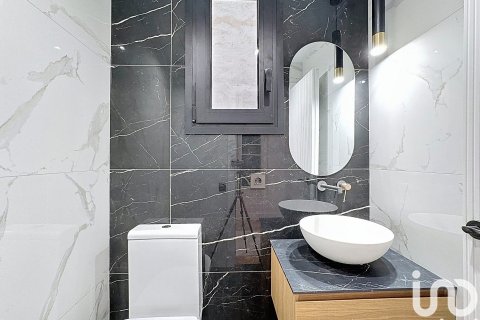 4 bedrooms apartment for sale in Barcelona, Catalonia, Spain № 4923 - photo 21