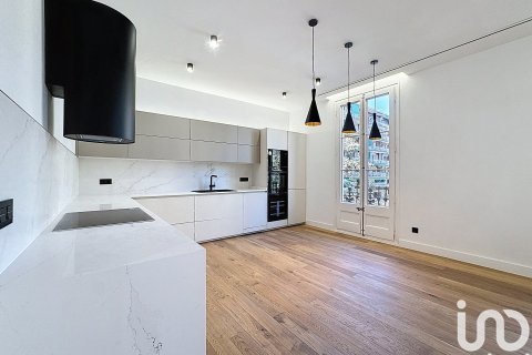 4 bedrooms apartment for sale in Barcelona, Catalonia, Spain № 4923 - photo 13