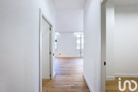 4 bedrooms apartment for sale in Barcelona, Catalonia, Spain № 4923 - photo 17