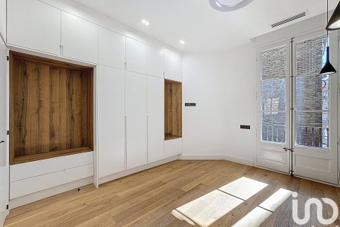 4 bedrooms apartment for sale in Barcelona, Catalonia, Spain № 4923 - photo 25