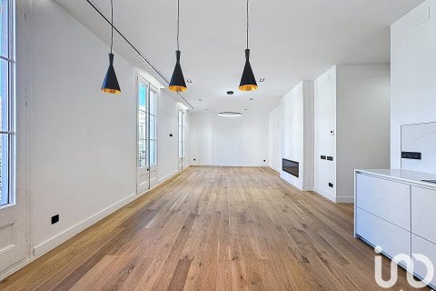 4 bedrooms apartment for sale in Barcelona, Catalonia, Spain № 4923 - photo 10