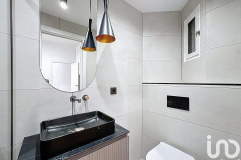 4 bedrooms apartment for sale in Barcelona, Catalonia, Spain № 4923 - photo 19