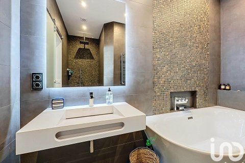 3 bedrooms apartment for sale in Sitges, Barcelona, Catalonia, Spain № 4918 - photo 15